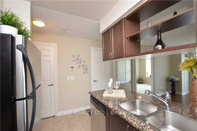 2325, Central Park, 1015 - RO River Oaks, Oakville