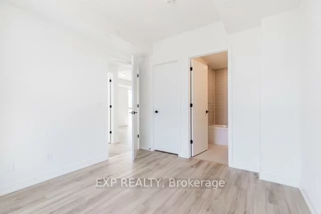 335, Wheat Boom, 1010 - JM Joshua Meadows, Oakville