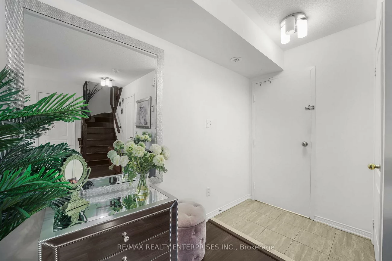 19, Hays, 1015 - RO River Oaks, Oakville