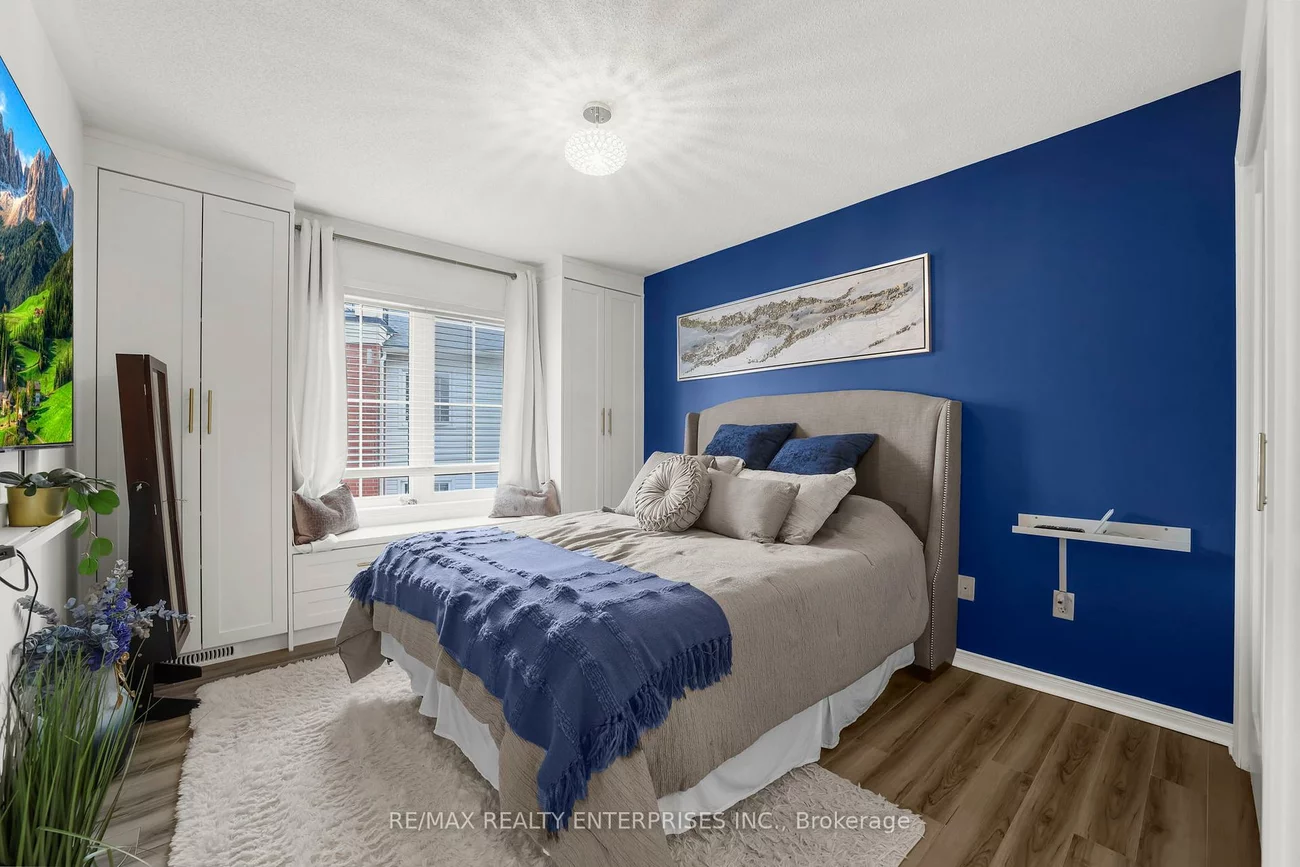 19, Hays, 1015 - RO River Oaks, Oakville