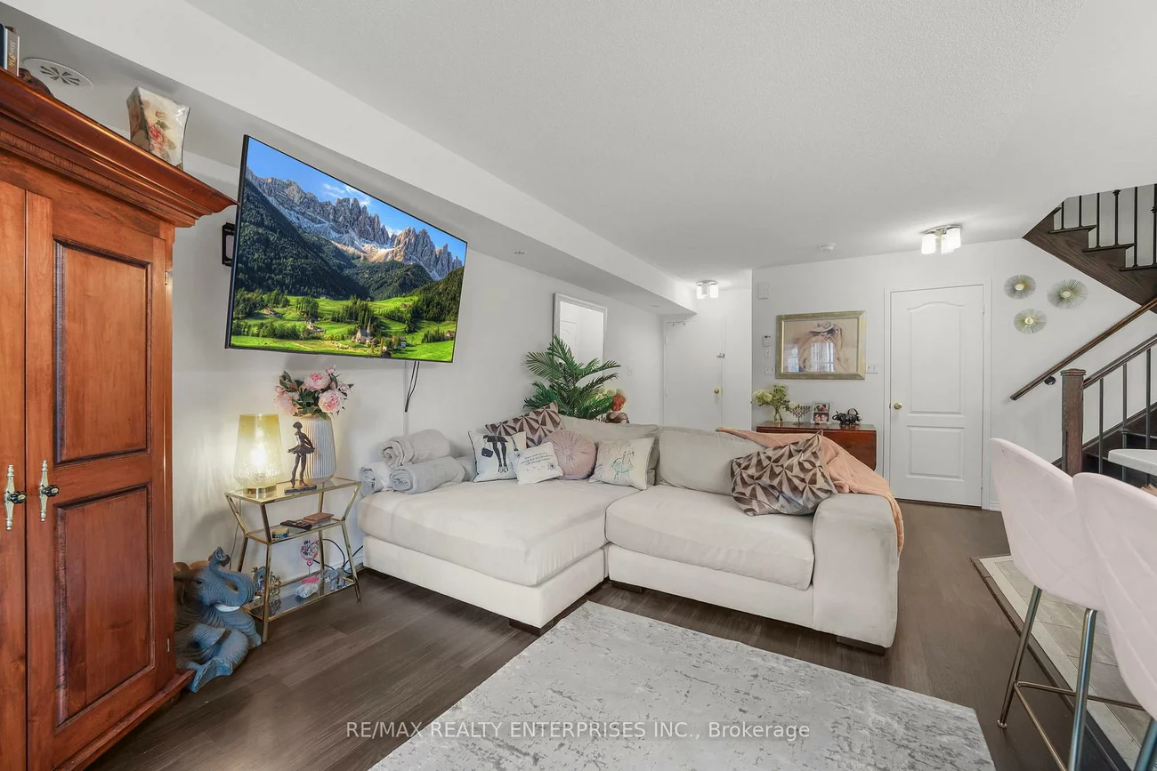 19, Hays, 1015 - RO River Oaks, Oakville