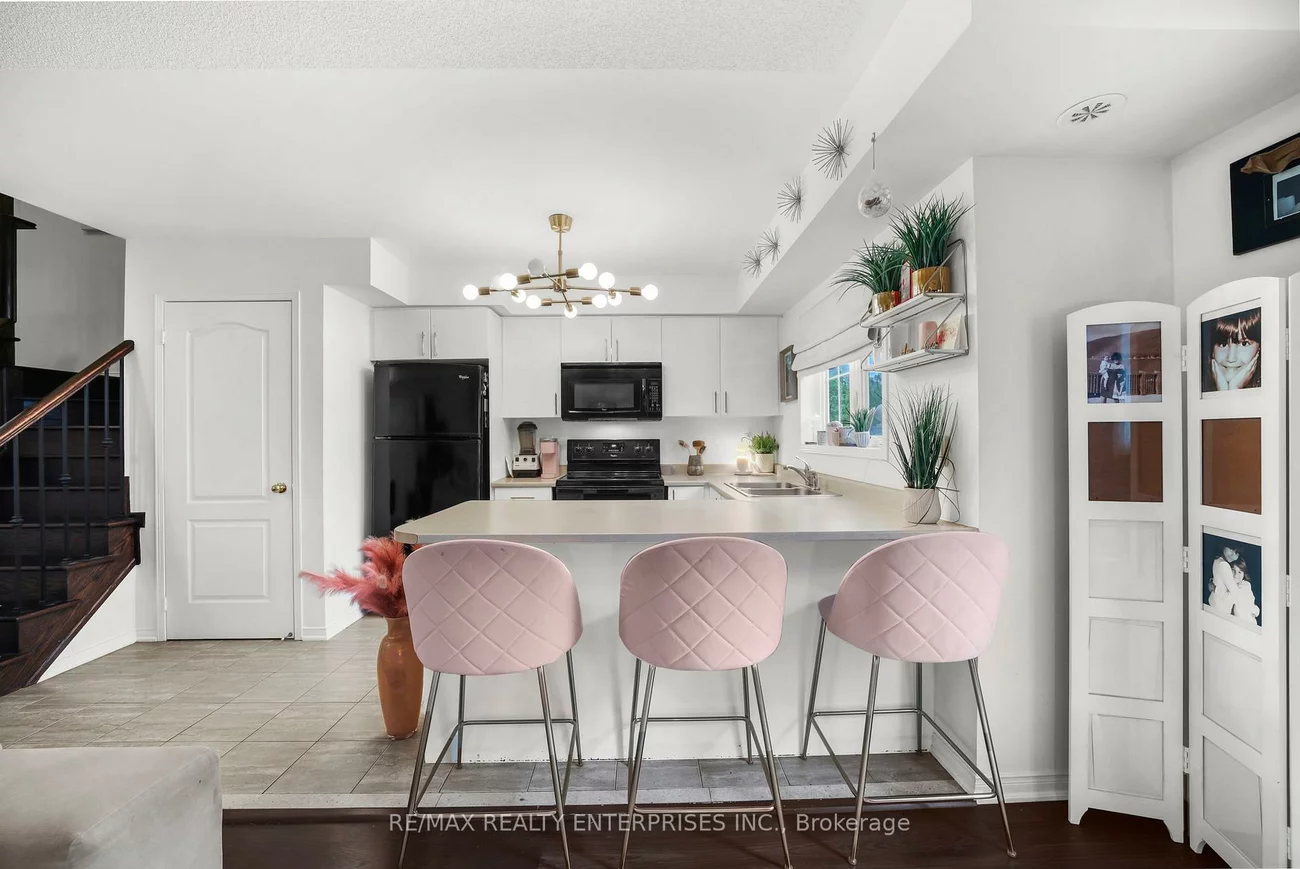 19, Hays, 1015 - RO River Oaks, Oakville