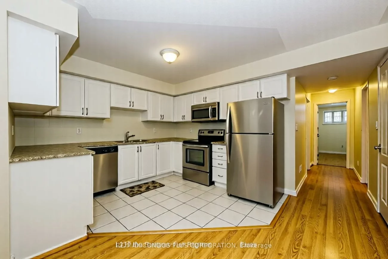 2488, Post, 1015 - RO River Oaks, Oakville