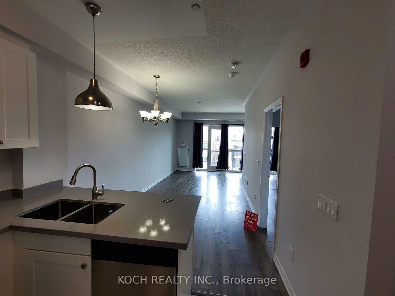 216, Oak Park, 1015 - RO River Oaks, Oakville