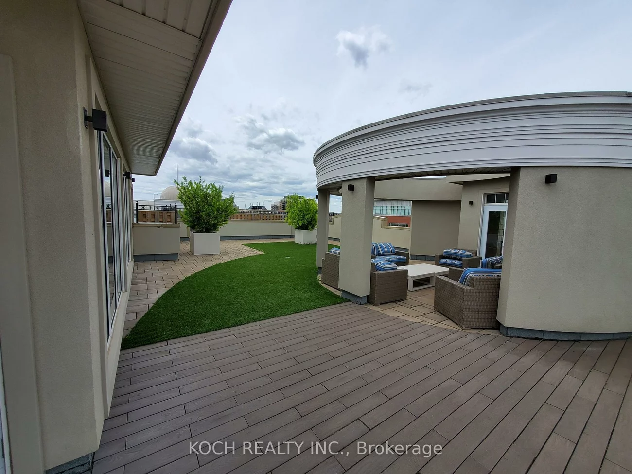 216, Oak Park, 1015 - RO River Oaks, Oakville