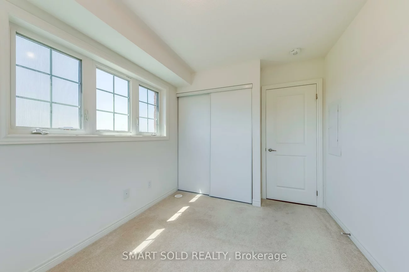 2199, Lillykin St S, 1015 - RO River Oaks, Oakville