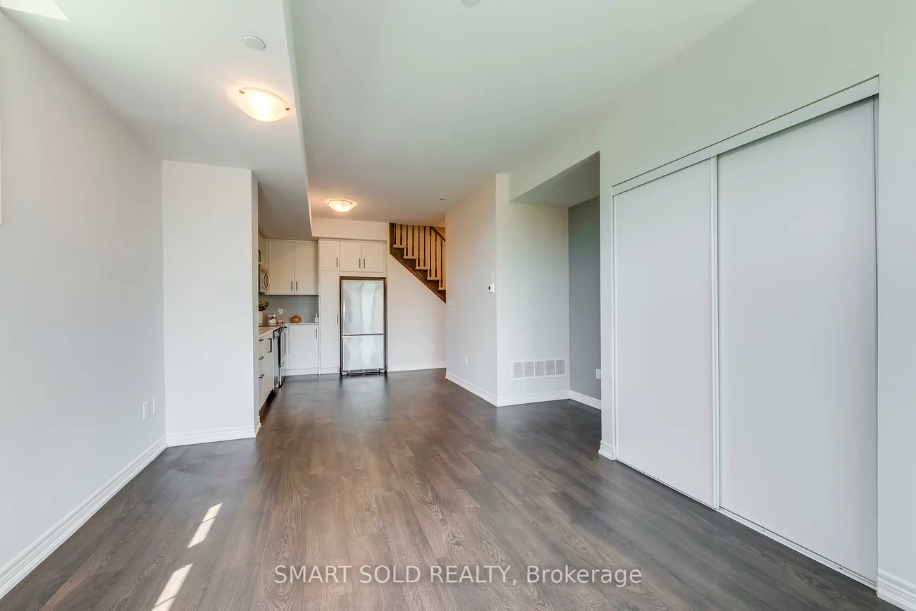 2199, Lillykin St S, 1015 - RO River Oaks, Oakville