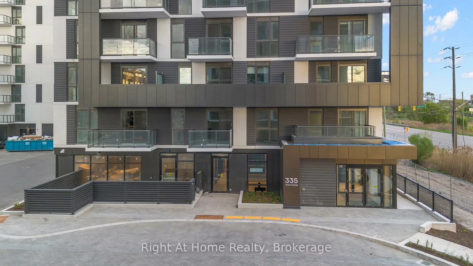 335, Wheatboom, 1010 - JM Joshua Meadows, Oakville
