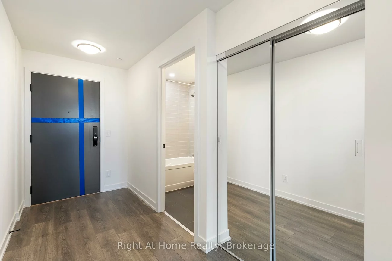 335, Wheatboom, 1010 - JM Joshua Meadows, Oakville