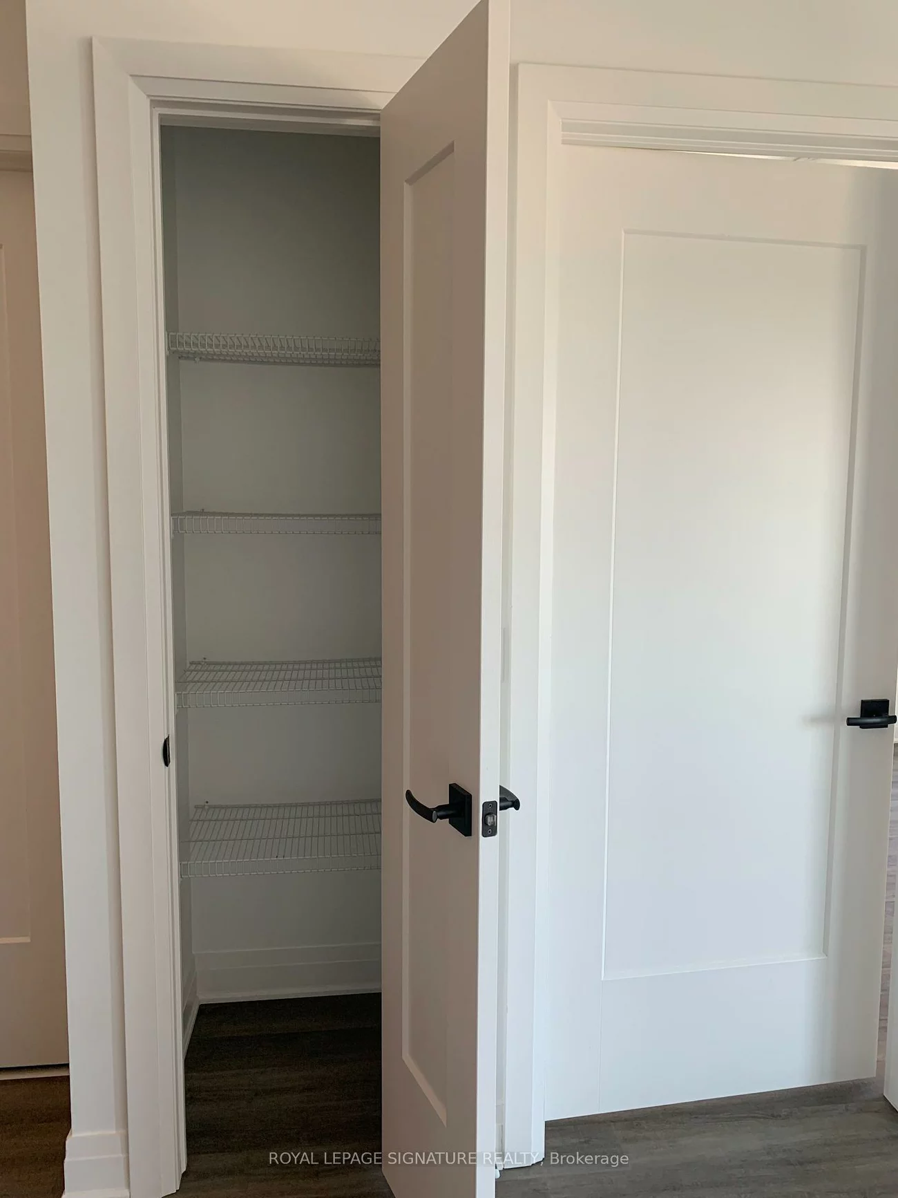 102, Grovewood, 1008 - GO Glenorchy, Oakville