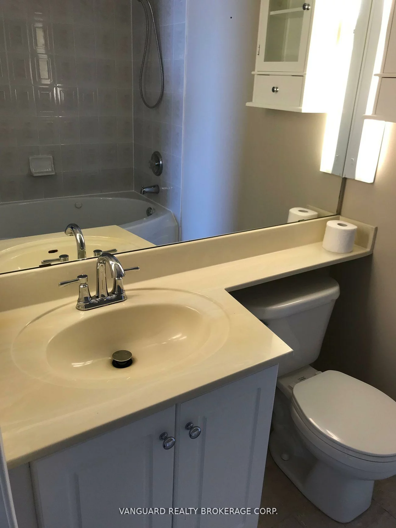 60, Old Mill, 1014 - QE Queen Elizabeth, Oakville