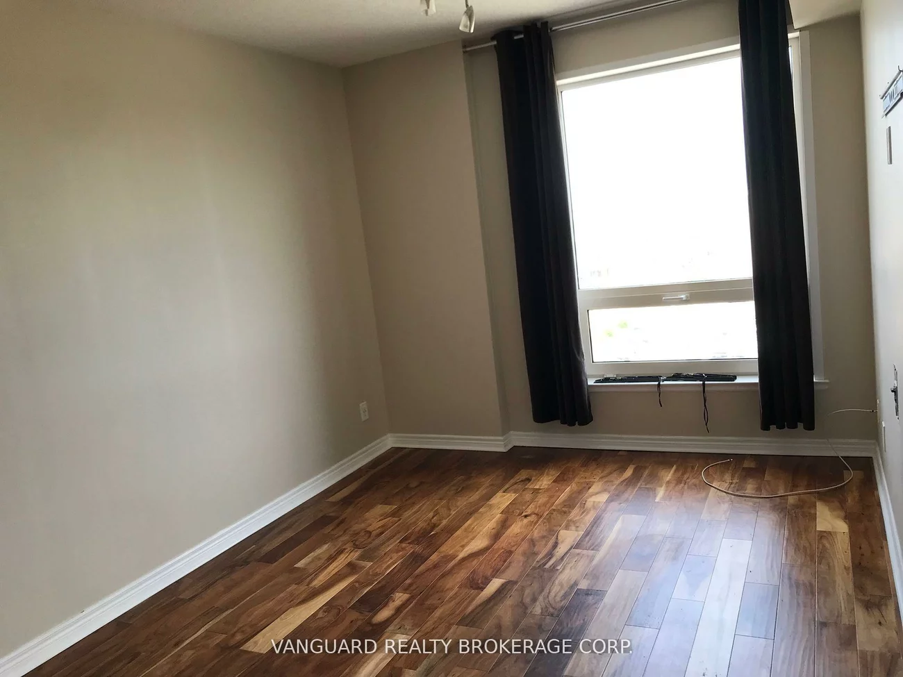60, Old Mill, 1014 - QE Queen Elizabeth, Oakville