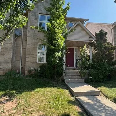 2189, Postmaster, 1019 - WM Westmount, Oakville