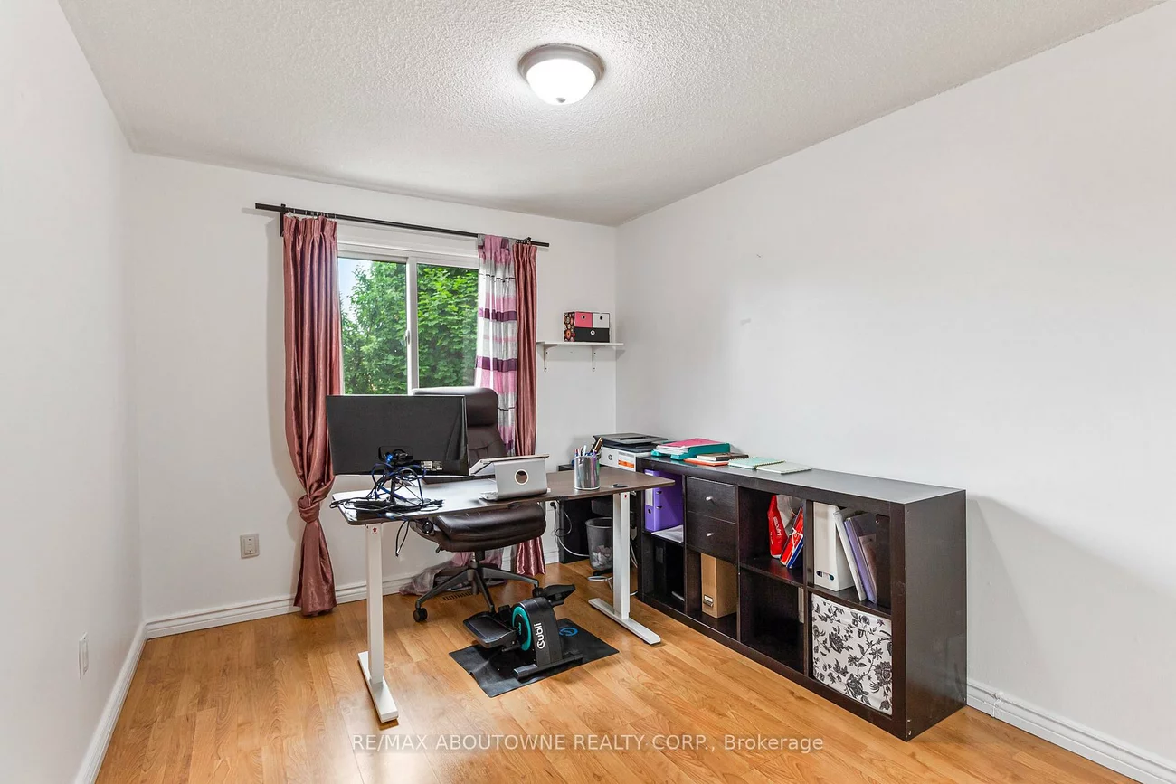 1528, Lancaster, 1005 - FA Falgarwood, Oakville