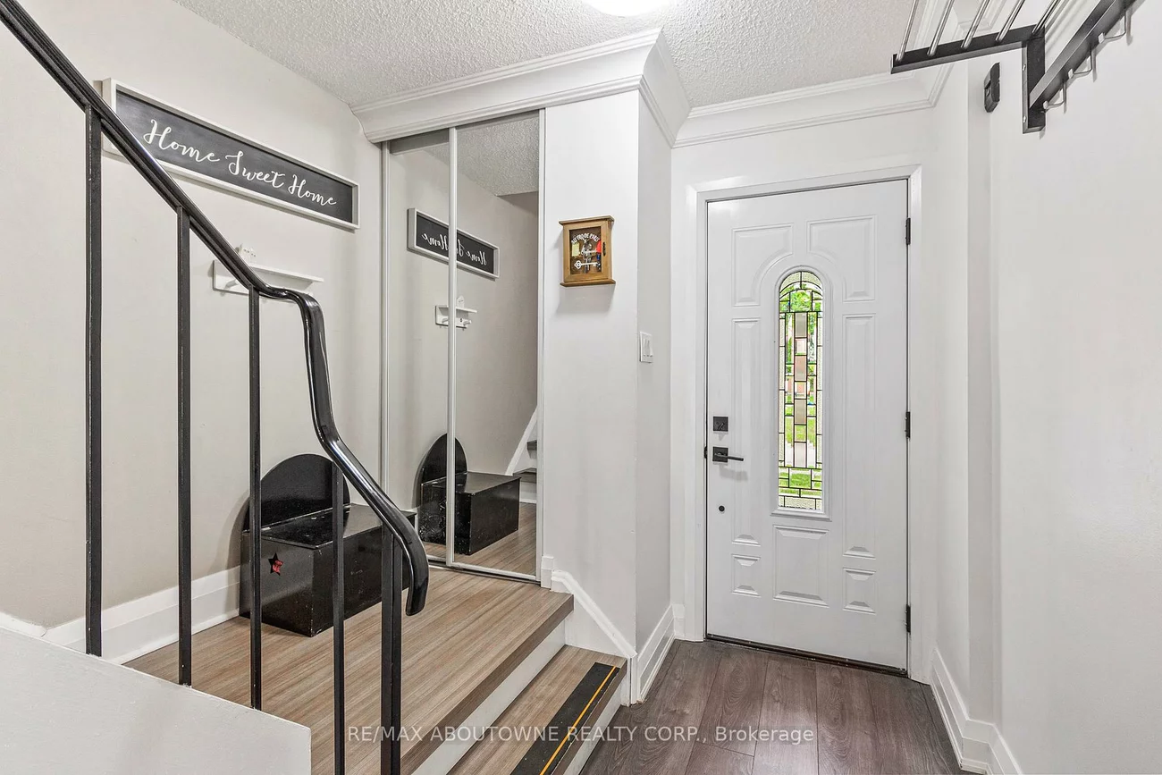 1528, Lancaster, 1005 - FA Falgarwood, Oakville