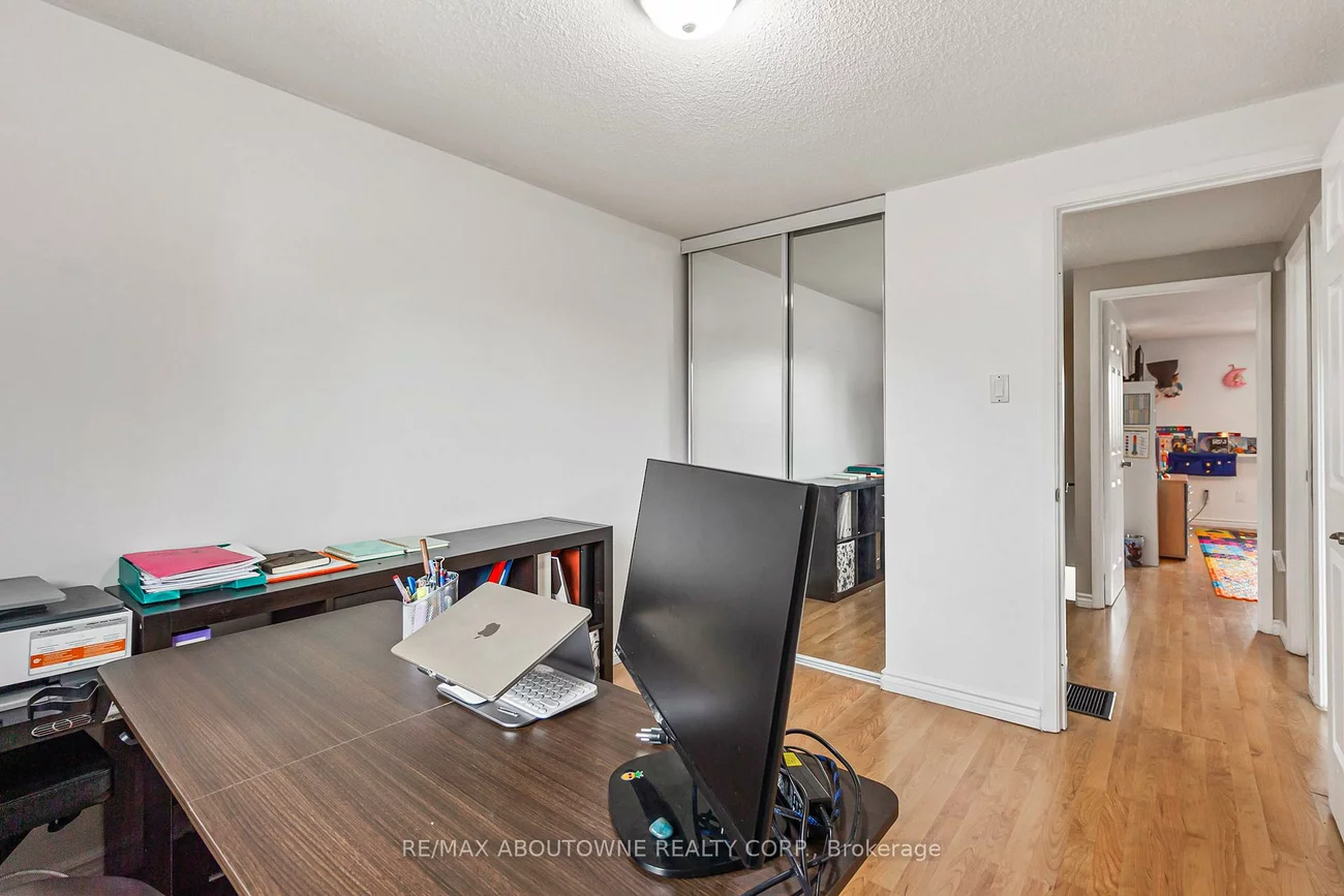 1528, Lancaster, 1005 - FA Falgarwood, Oakville