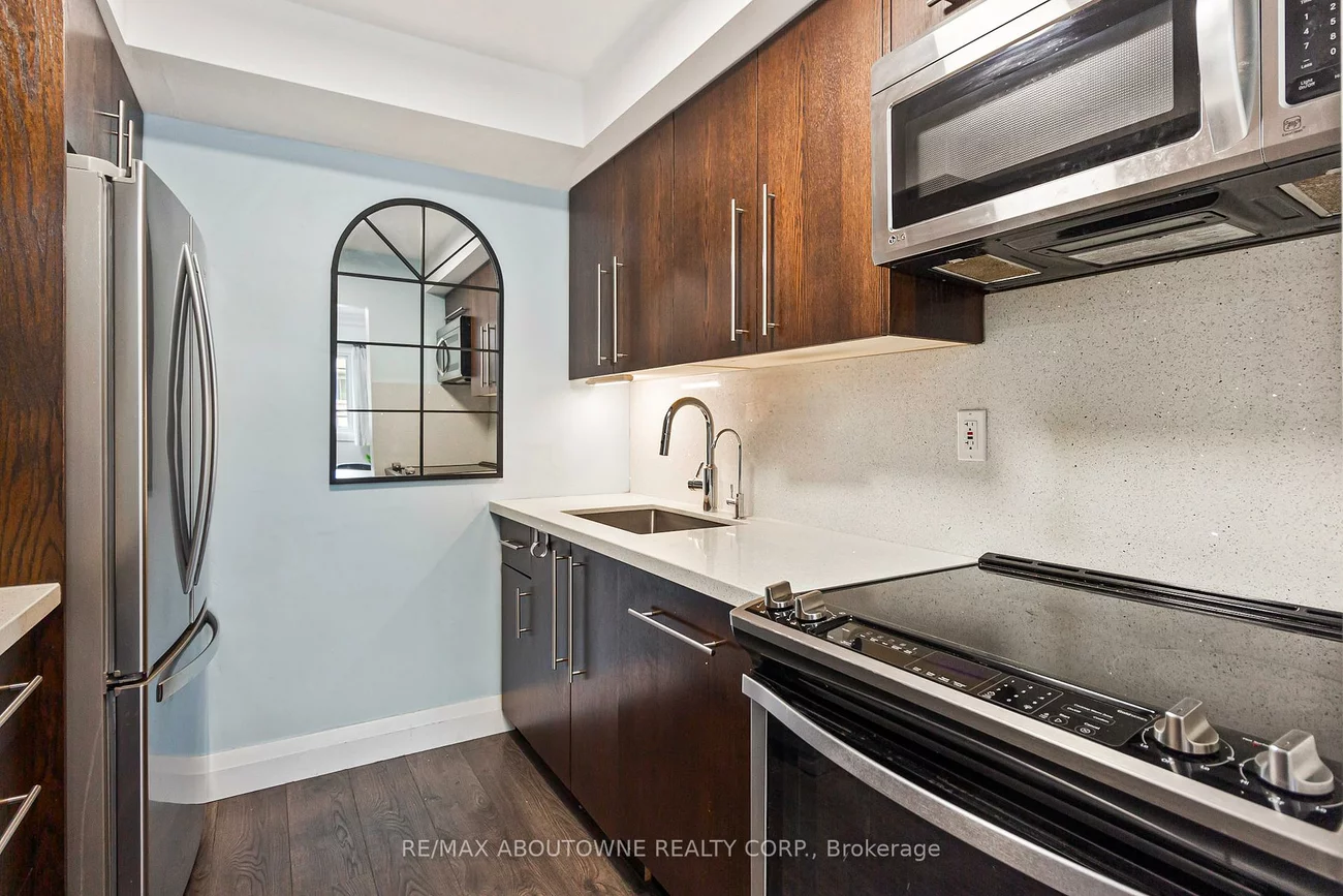 1528, Lancaster, 1005 - FA Falgarwood, Oakville