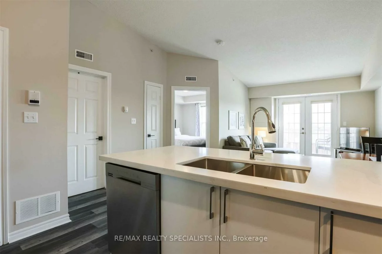 1480, Bishops, 1007 - GA Glen Abbey, Oakville