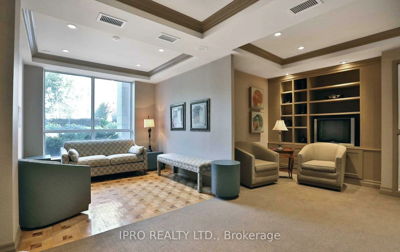 40, Old Mill, 1014 - QE Queen Elizabeth, Oakville