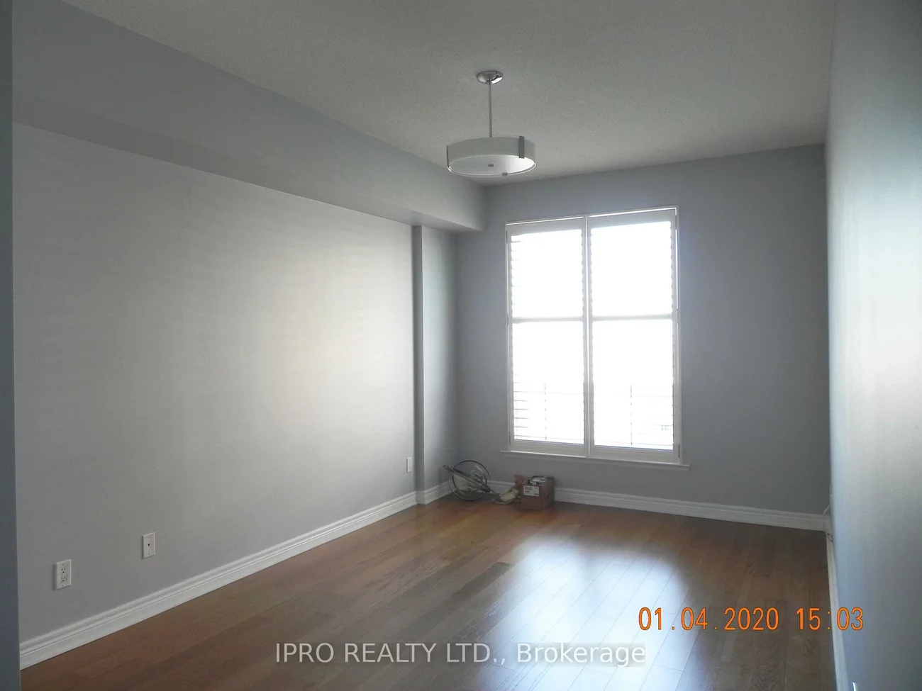 40, Old Mill, 1014 - QE Queen Elizabeth, Oakville
