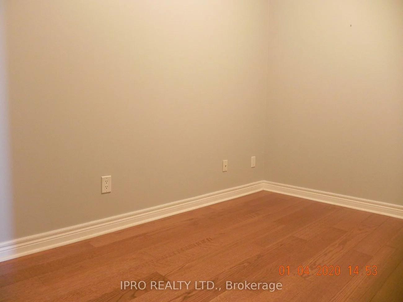 40, Old Mill, 1014 - QE Queen Elizabeth, Oakville
