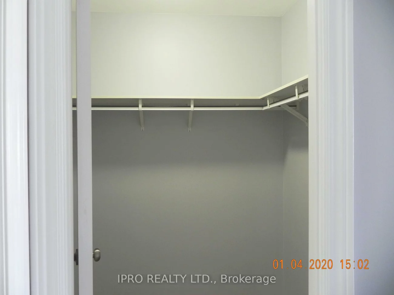 40, Old Mill, 1014 - QE Queen Elizabeth, Oakville