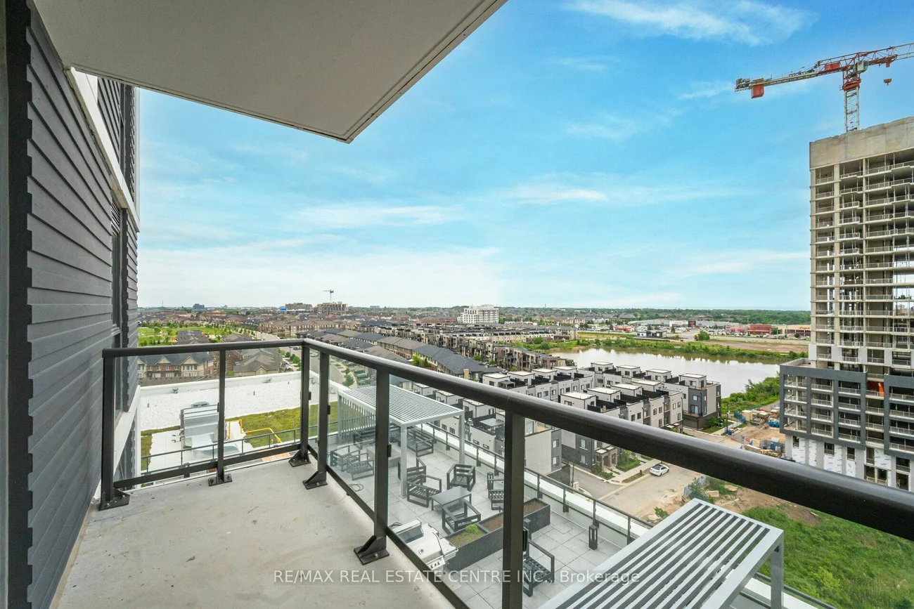 335, Wheat Boom, 1010 - JM Joshua Meadows, Oakville