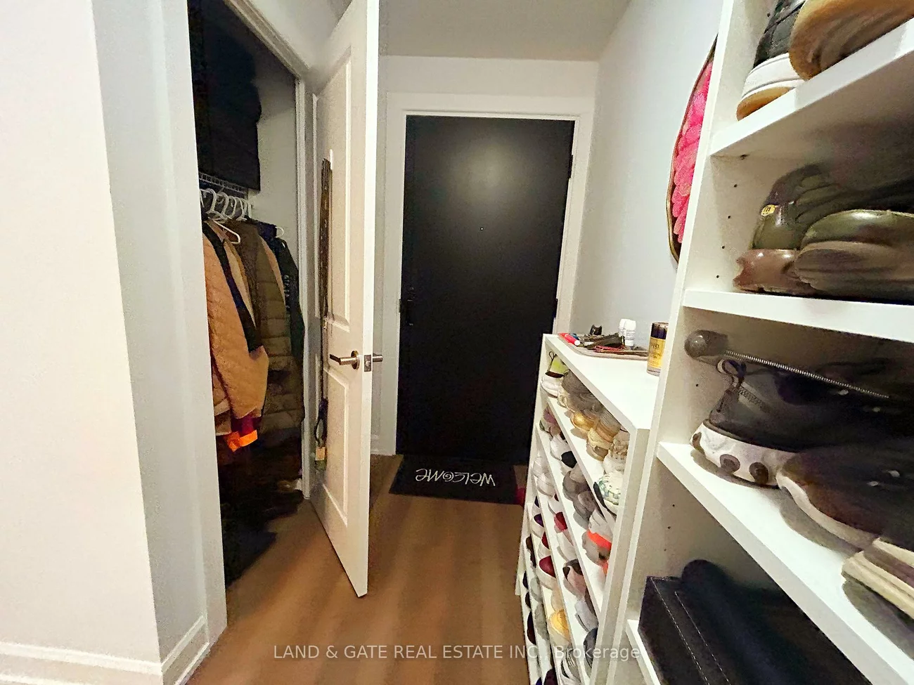 3220, William Coltson, 1010 - JM Joshua Meadows, Oakville