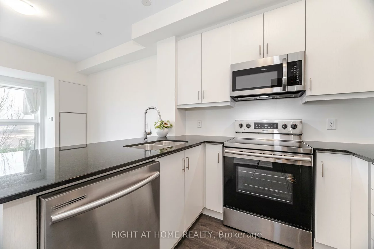 128, Grovewood, 1008 - GO Glenorchy, Oakville