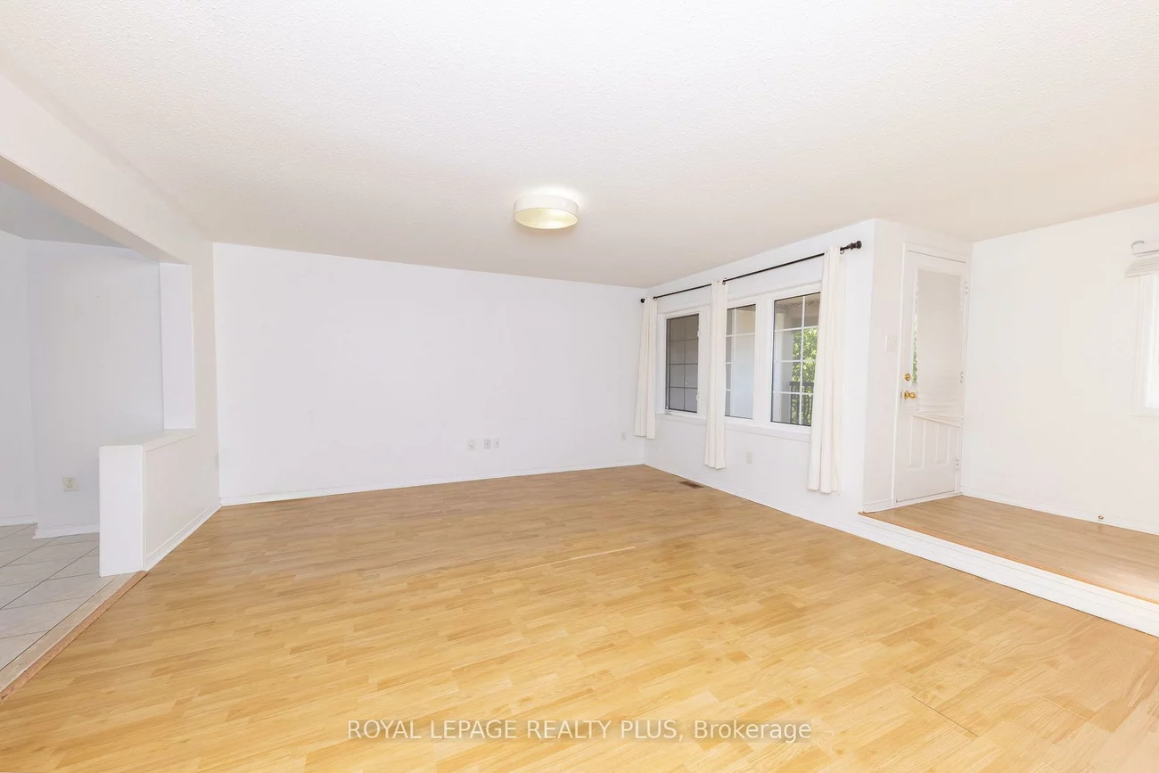 2361, Parkhaven, 1015 - RO River Oaks, Oakville