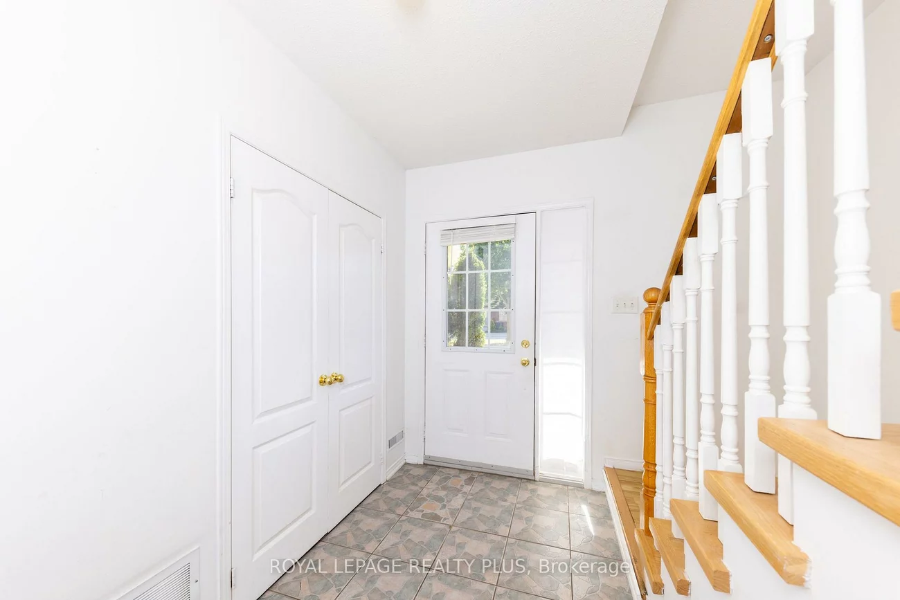 2361, Parkhaven, 1015 - RO River Oaks, Oakville
