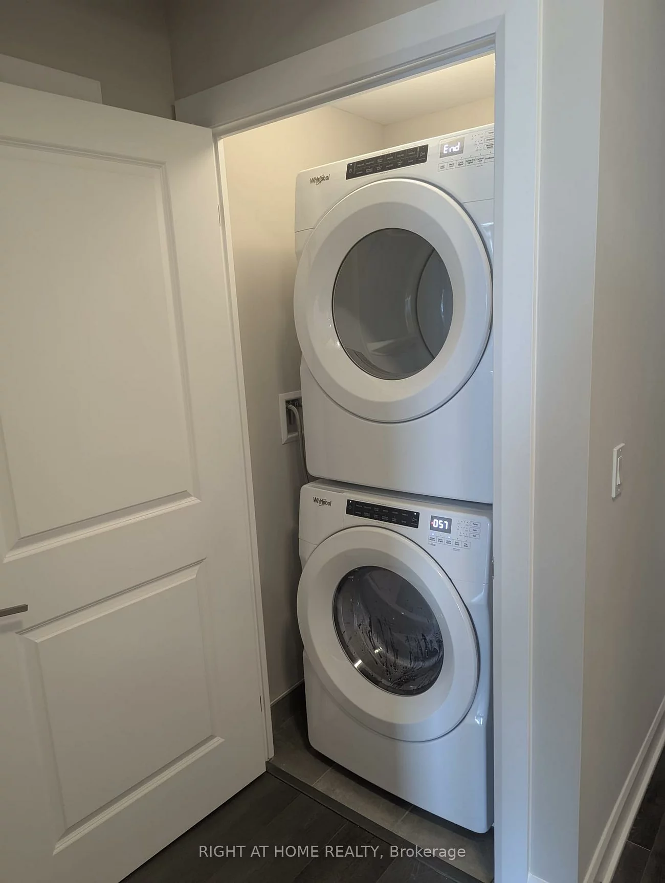 3240, William Coltson, 1010 - JM Joshua Meadows, Oakville