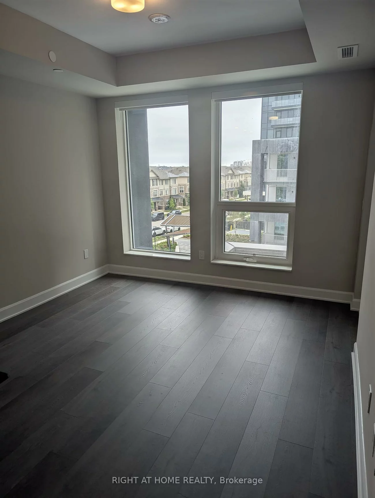 3240, William Coltson, 1010 - JM Joshua Meadows, Oakville