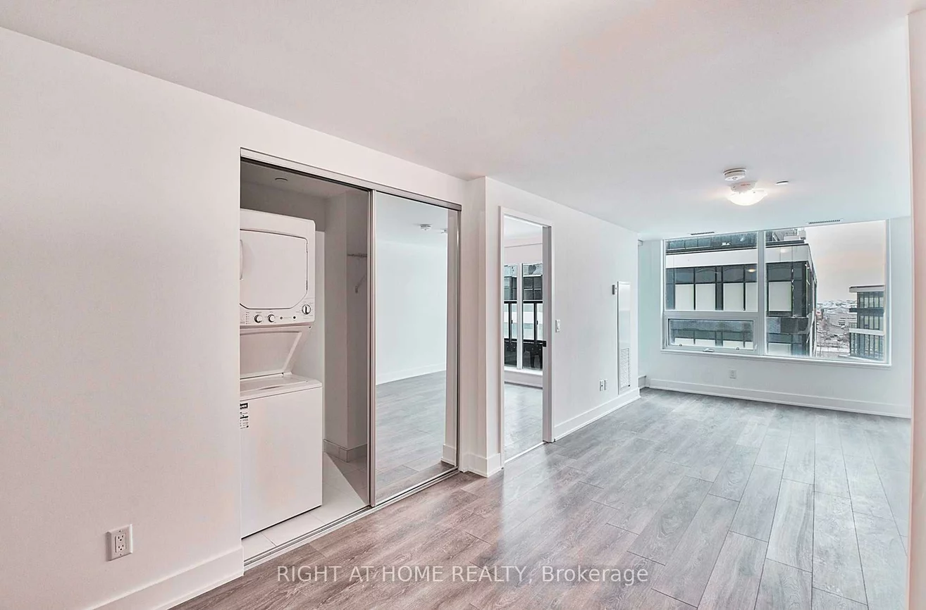2481, Taunton, 1015 - RO River Oaks, Oakville