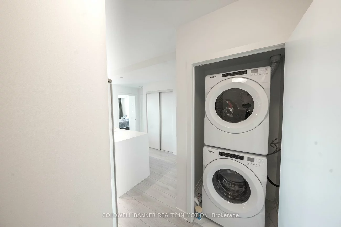 395, Dundas, 1008 - GO Glenorchy, Oakville
