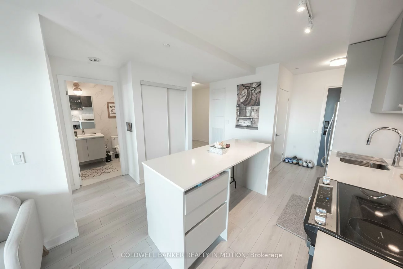 395, Dundas, 1008 - GO Glenorchy, Oakville