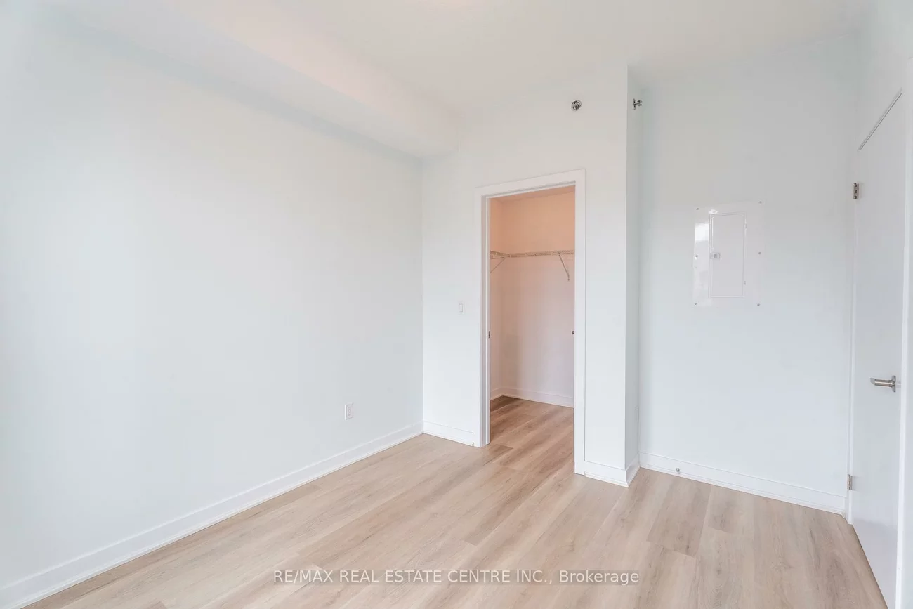 2486, Old Bronte, 1019 - WM Westmount, Oakville