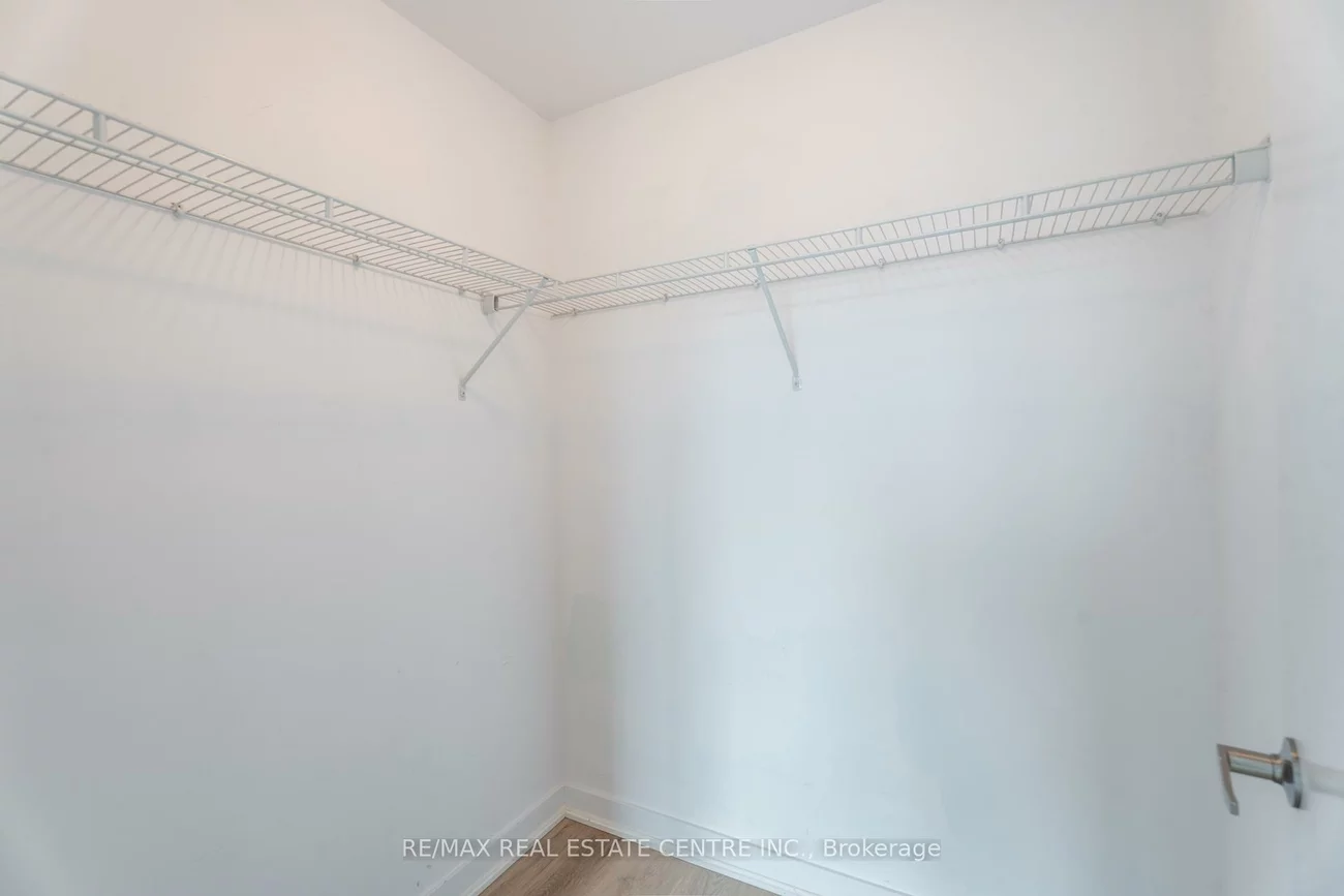 2486, Old Bronte, 1019 - WM Westmount, Oakville