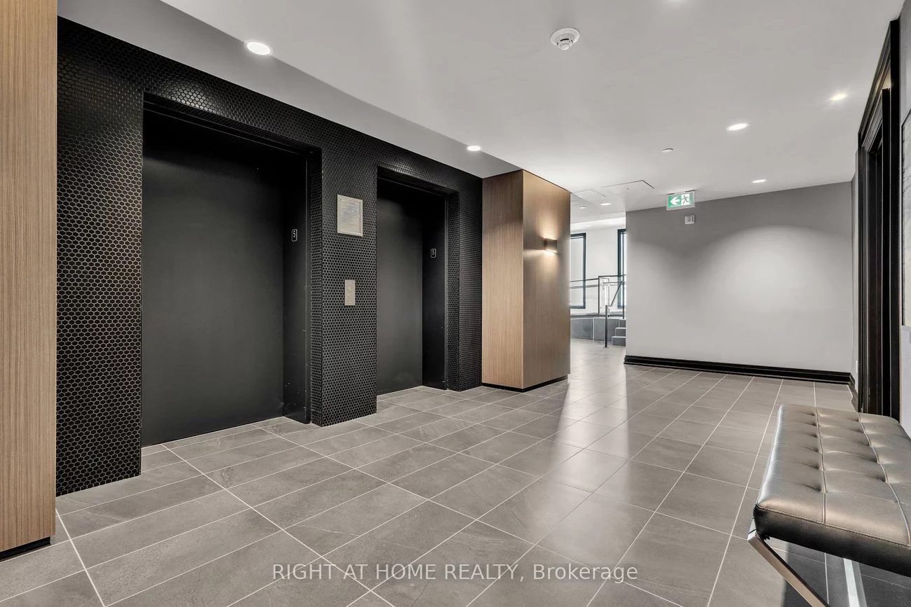 95, Dundas, 1008 - GO Glenorchy, Oakville