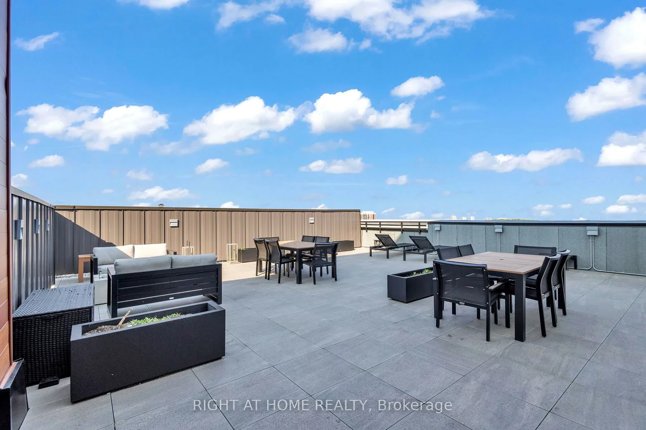 95, Dundas, 1008 - GO Glenorchy, Oakville