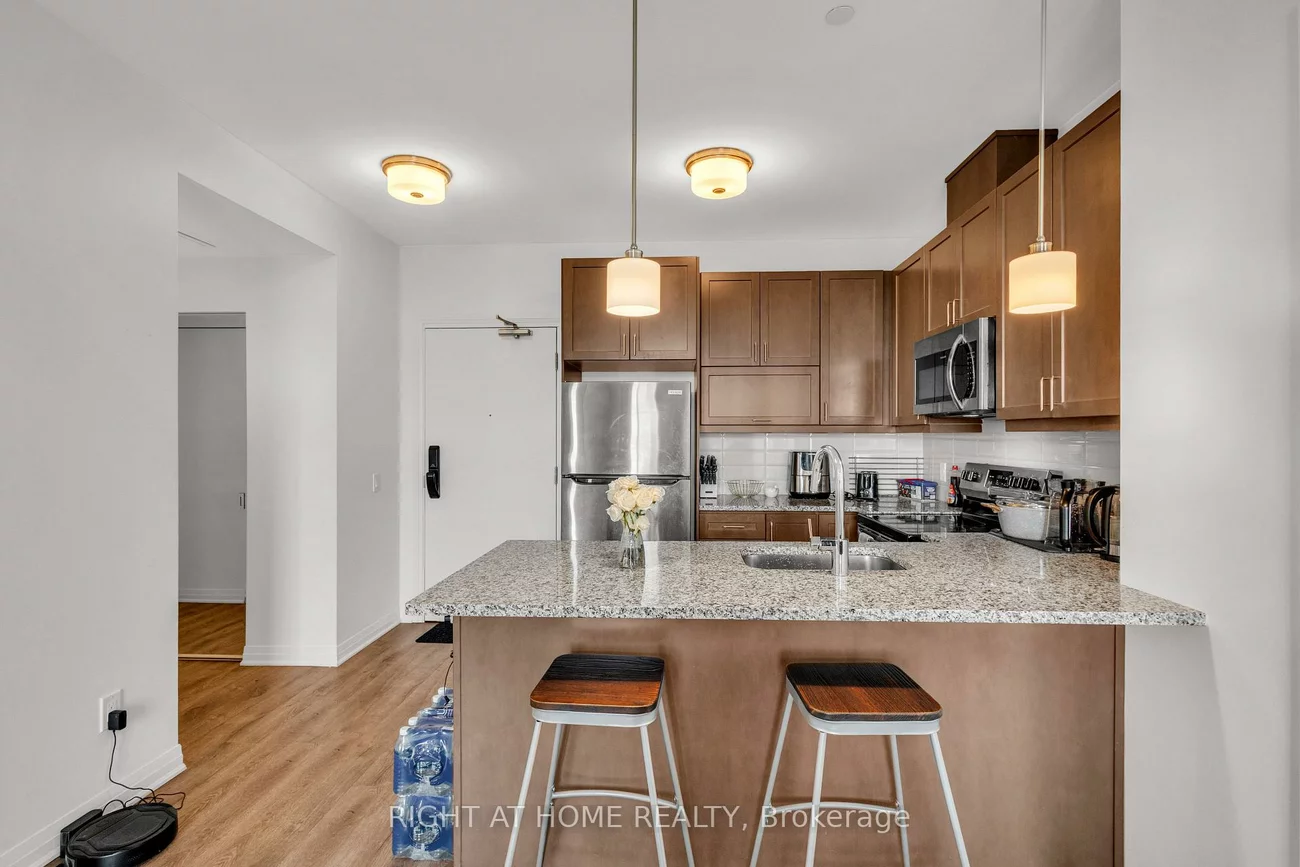 95, Dundas, 1008 - GO Glenorchy, Oakville
