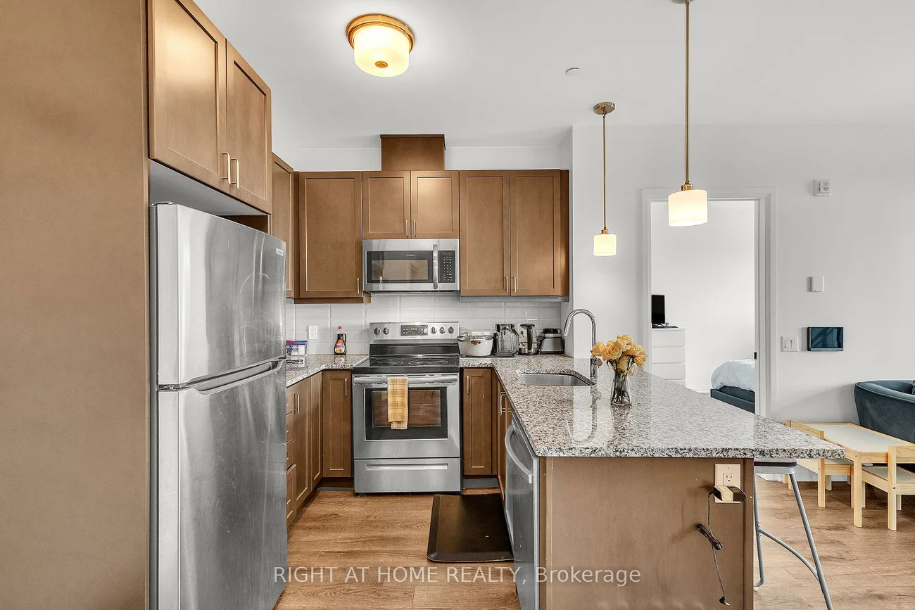 95, Dundas, 1008 - GO Glenorchy, Oakville