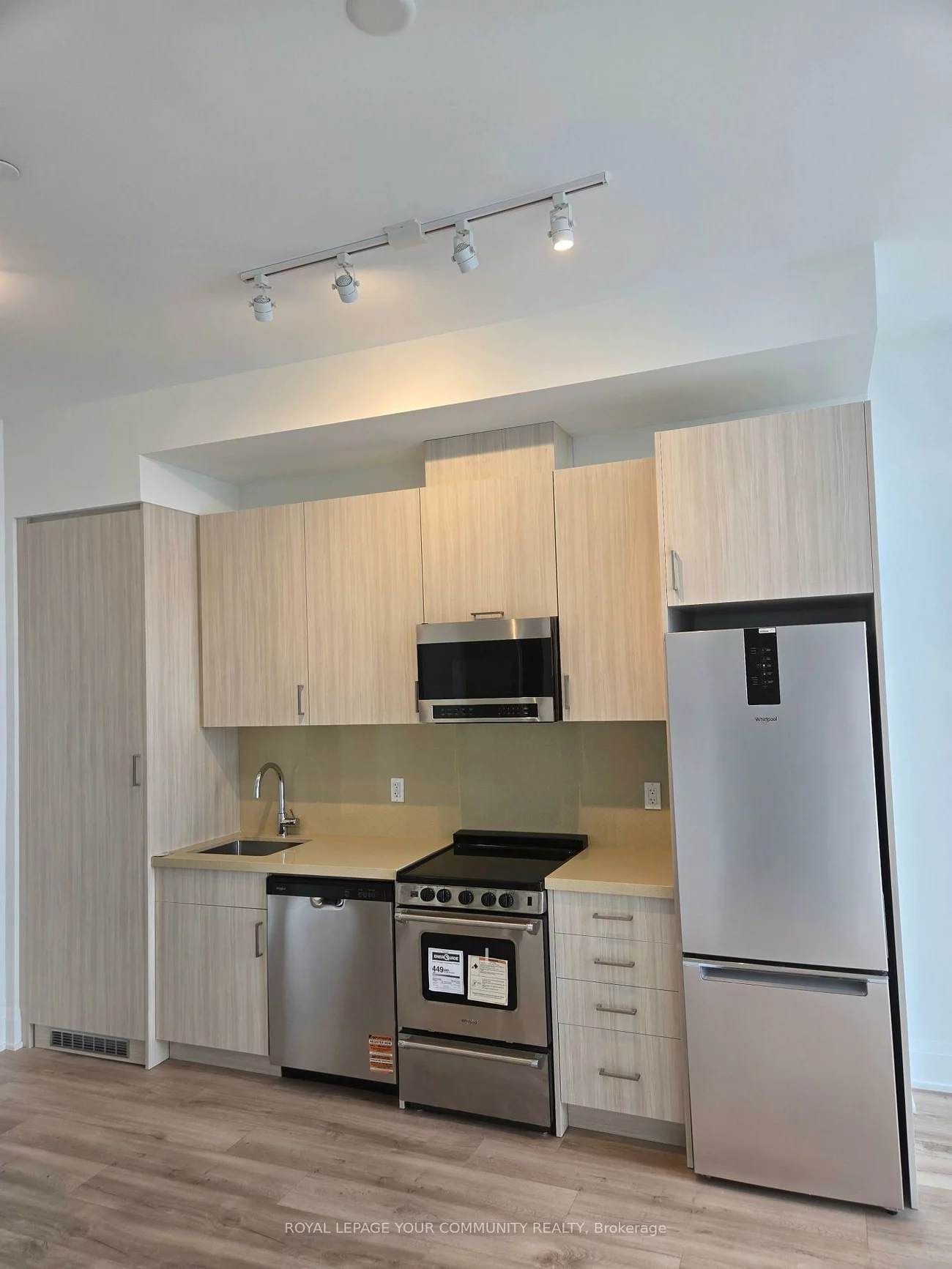 412, Silver Maple, 1010 - JM Joshua Meadows, Oakville