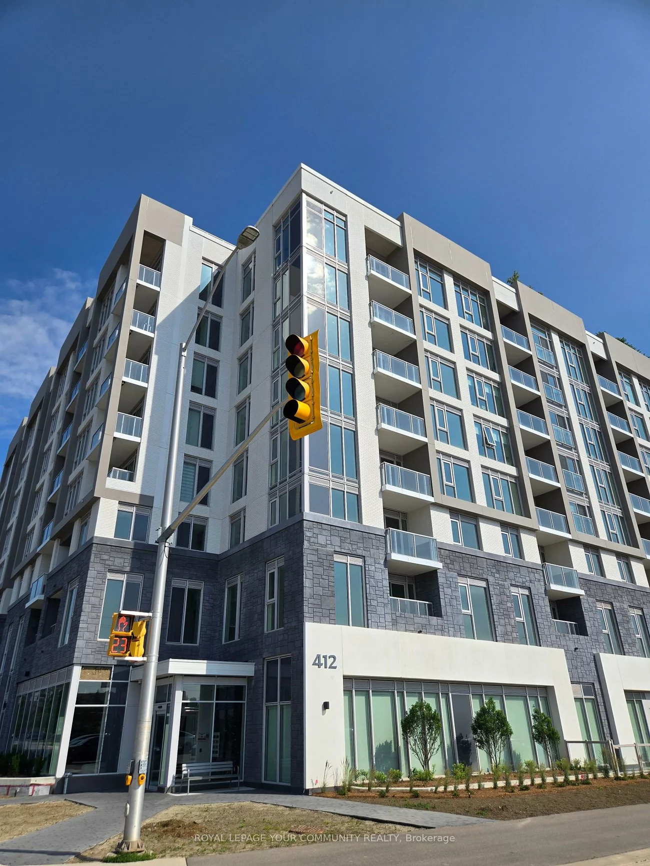412, Silver Maple, 1010 - JM Joshua Meadows, Oakville