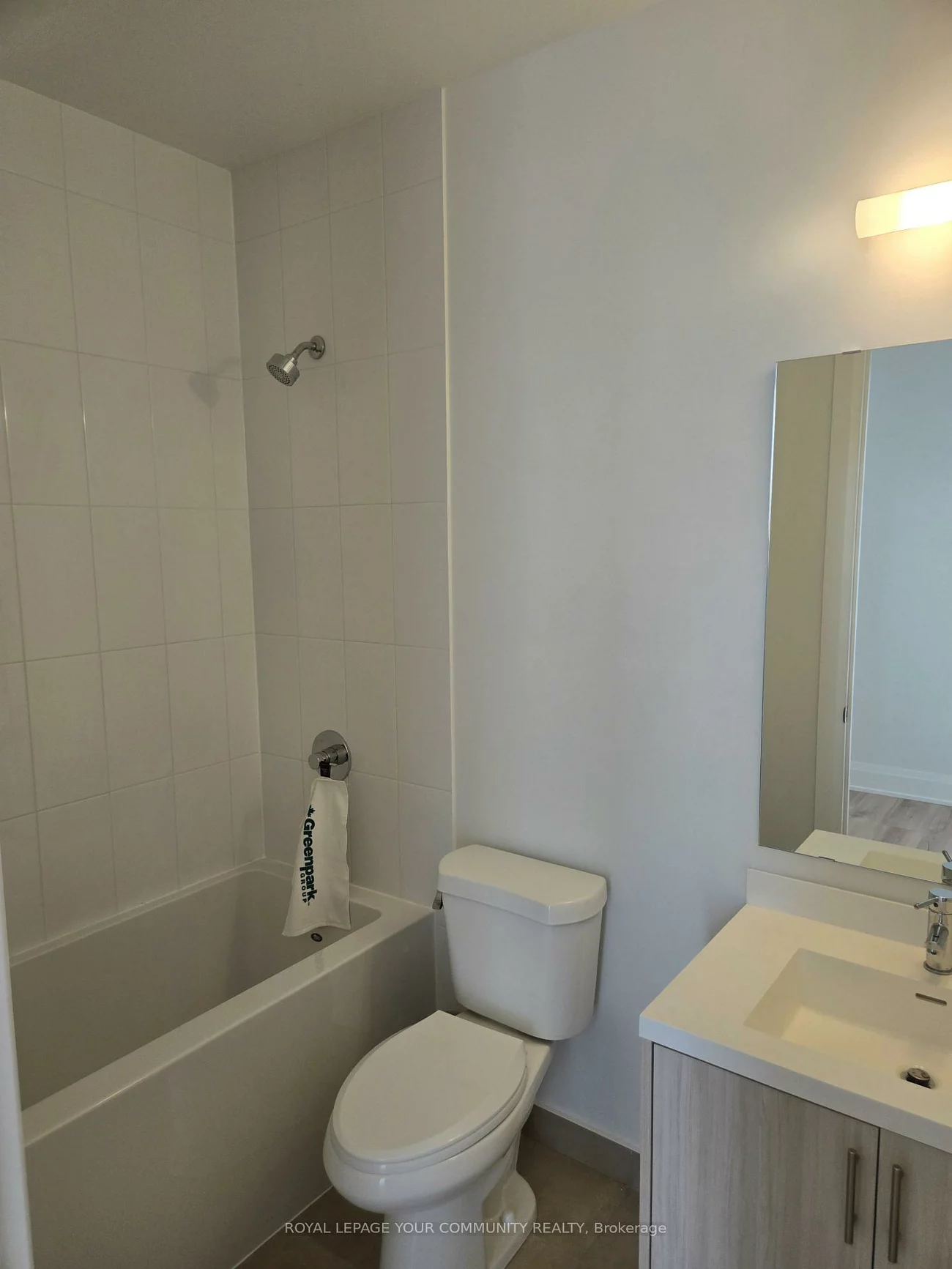 412, Silver Maple, 1010 - JM Joshua Meadows, Oakville