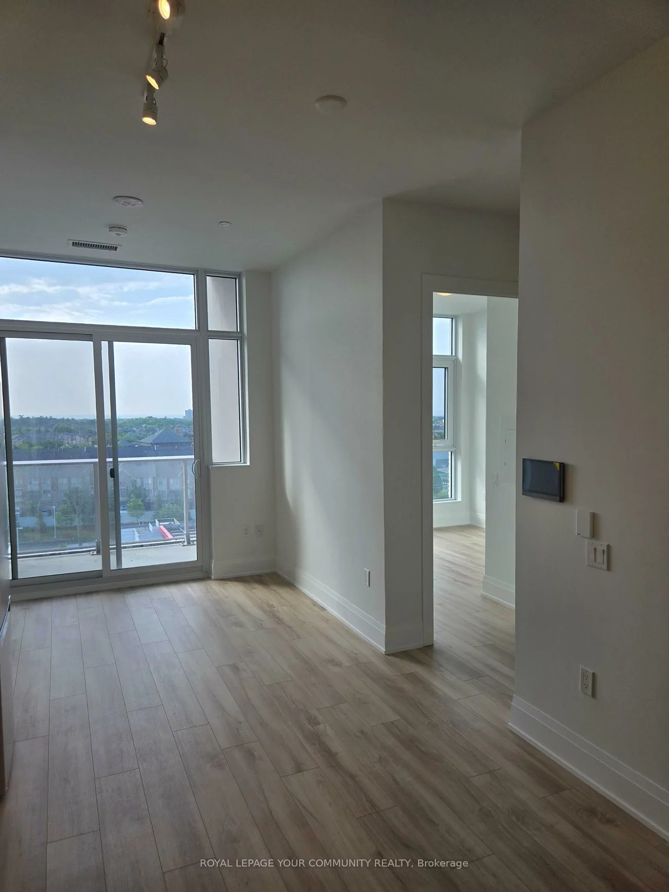 412, Silver Maple, 1010 - JM Joshua Meadows, Oakville