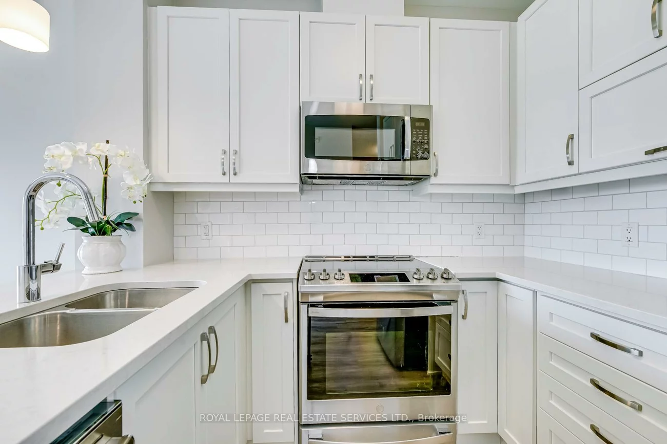 102, Grovewood Common, 1008 - GO Glenorchy, Oakville