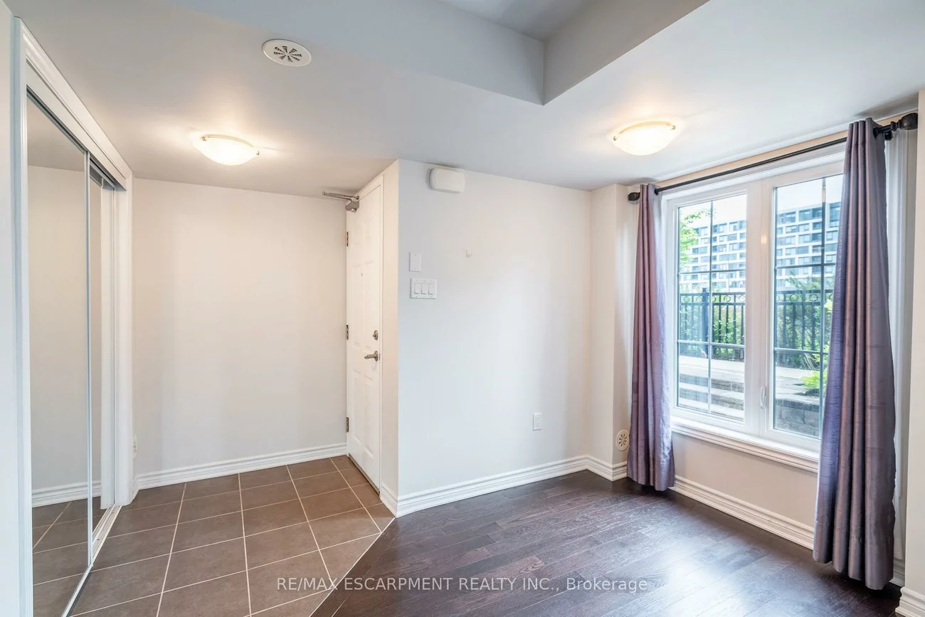 2441, Greenwich, 1019 - WM Westmount, Oakville