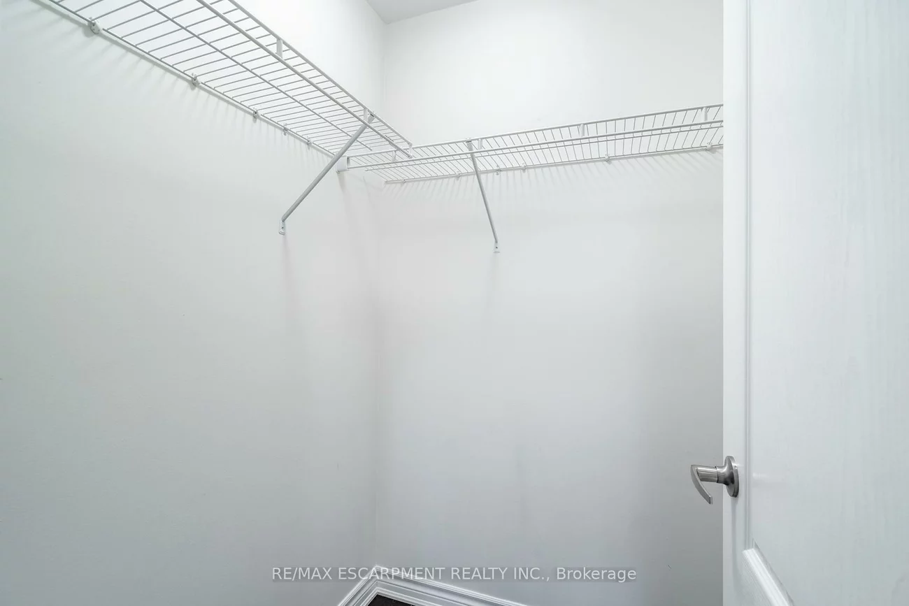 2441, Greenwich, 1019 - WM Westmount, Oakville