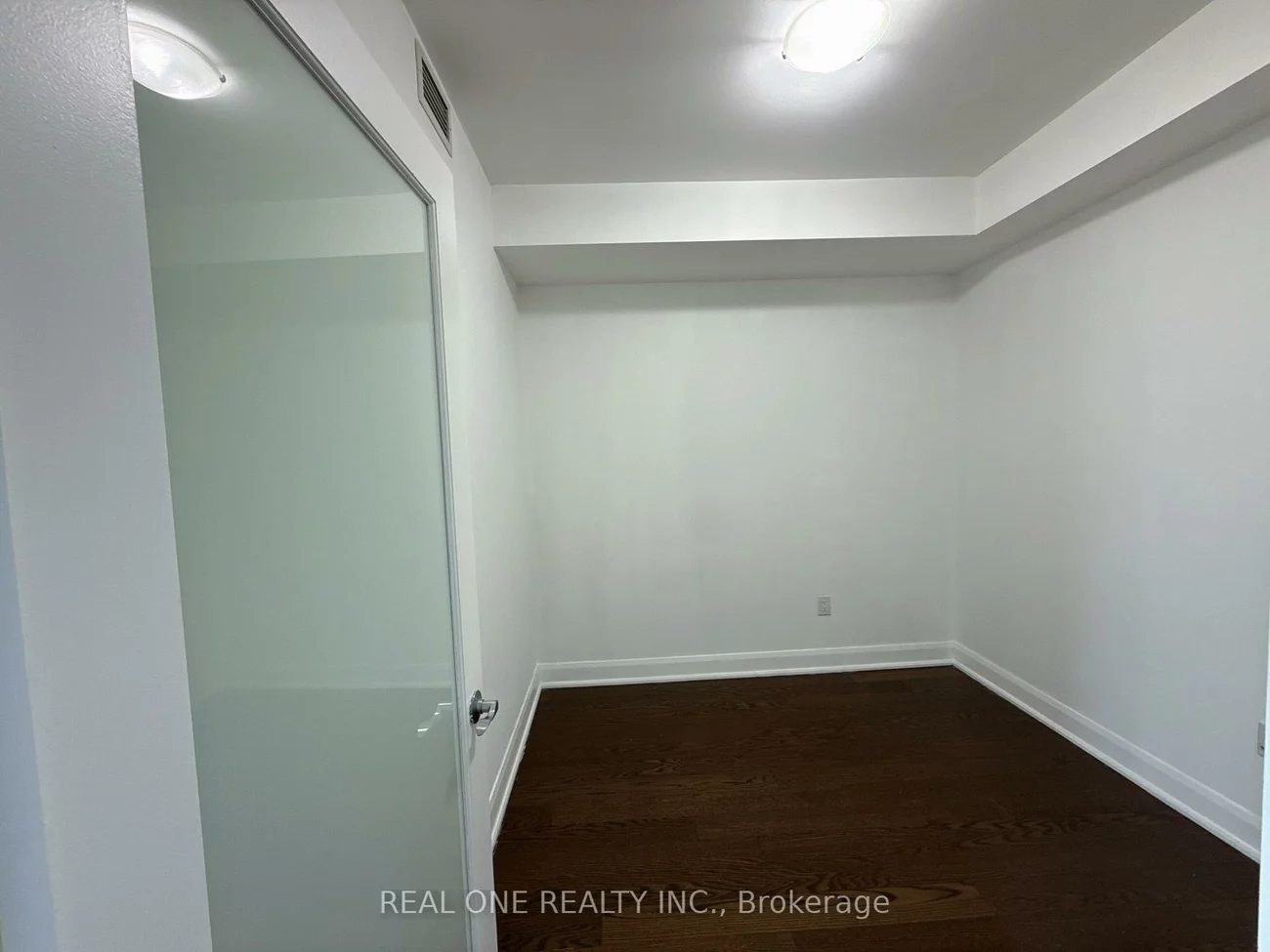 2470, Prince Michael, 1009 - JC Joshua Creek, Oakville
